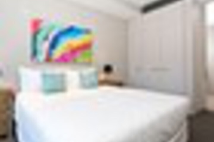 Room 8 of 39