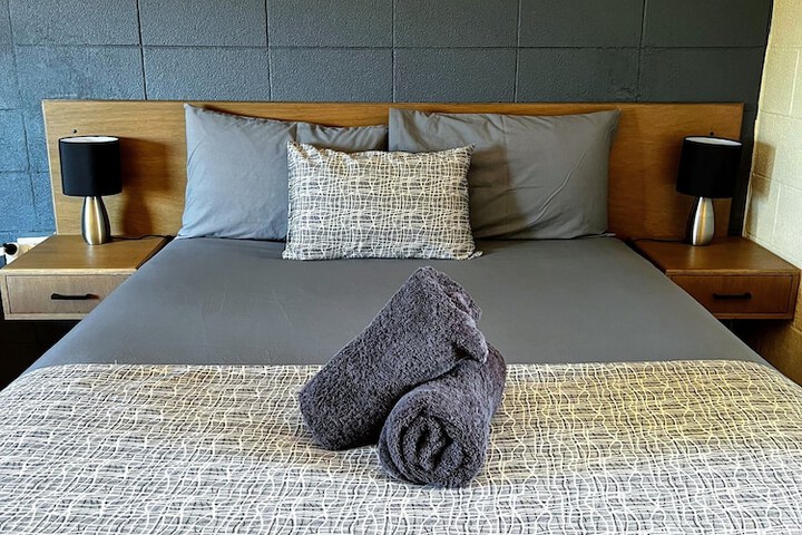 Room 6 of 70