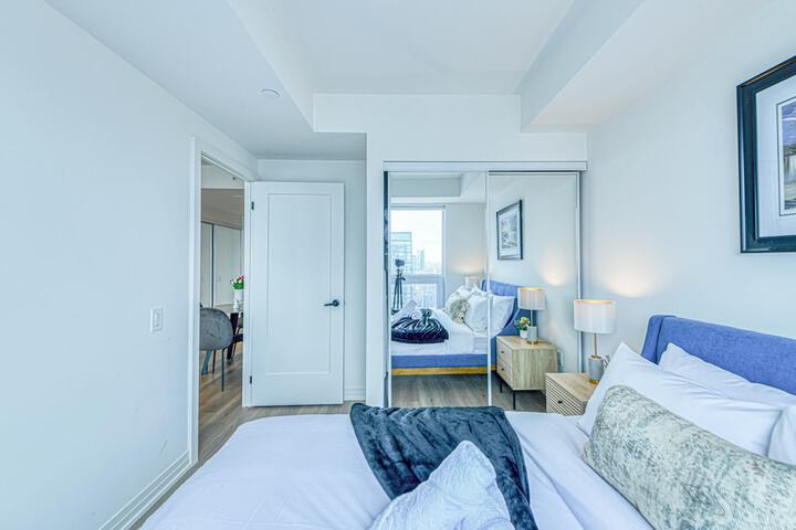 Room 60 of 340