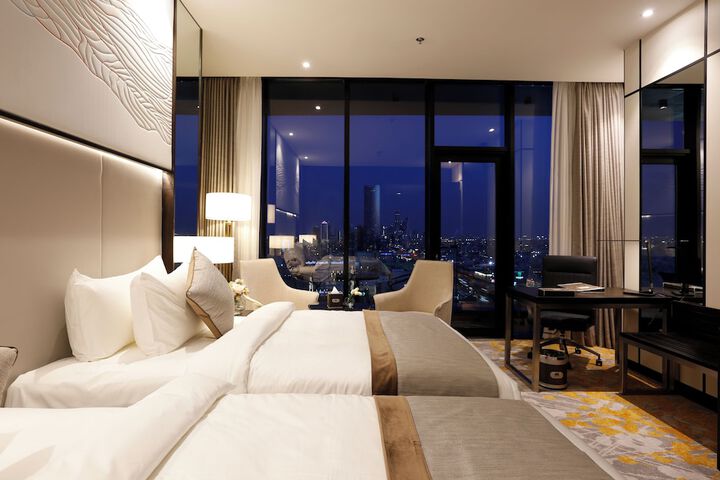 Room 17 of 29
