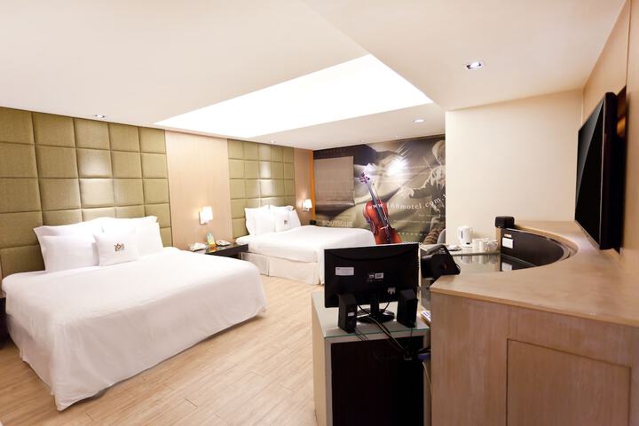 Room 6 of 59