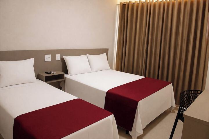 Room 8 of 21