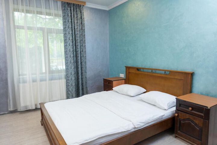 Room 4 of 22