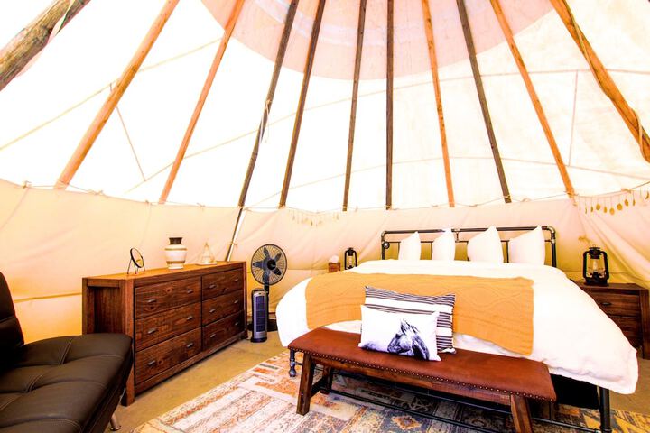 Room 3 of 15