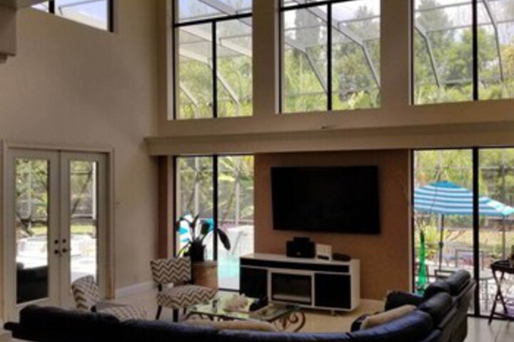 Spacious Mansion Escape