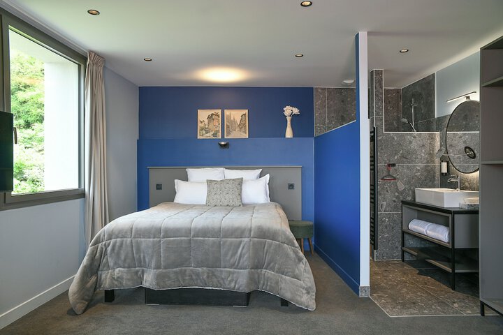 Room 17 of 101
