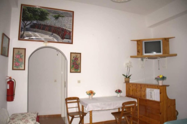 Hotel Interior 2 of 31