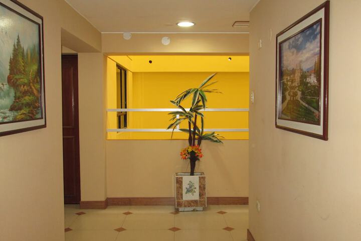 Ballroom/Hall 60 of 74