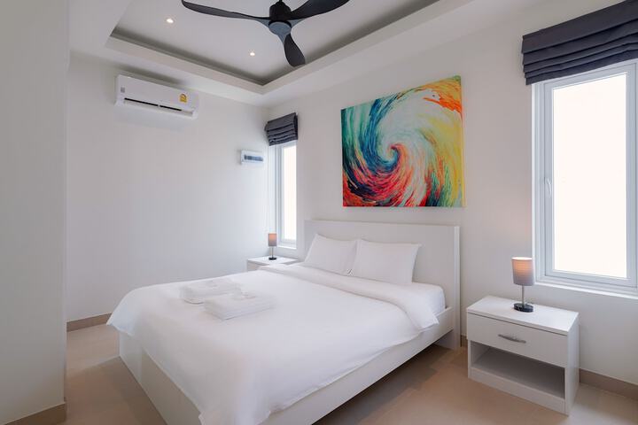Room 5 of 29