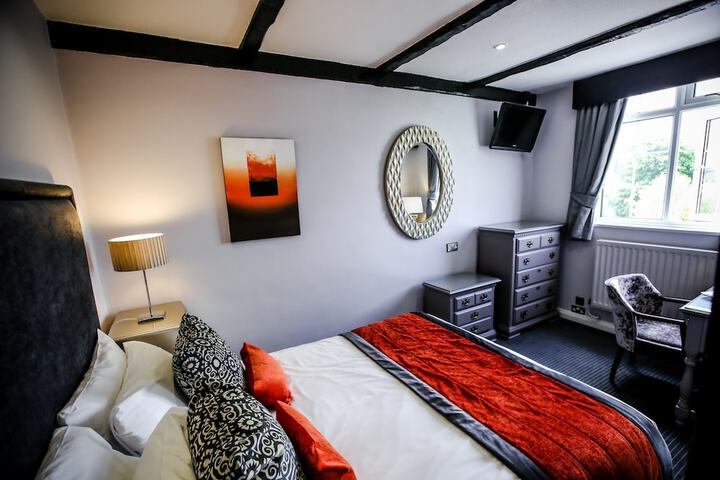 Room 7 of 57