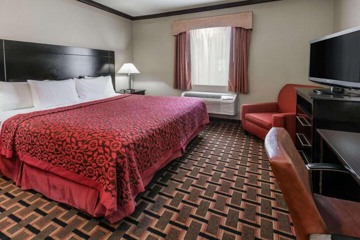 1 King Bed (19 of 20)