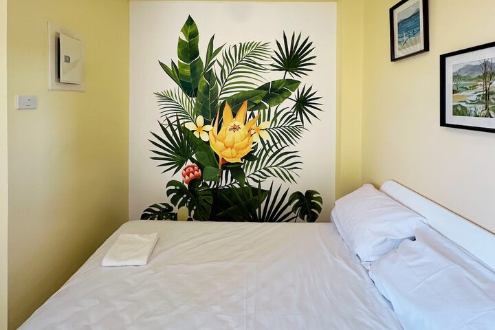 Room 17 of 72