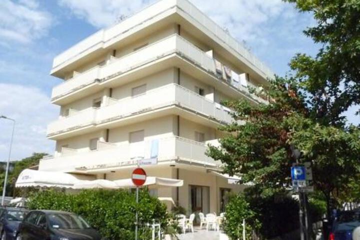 General 2 of 30