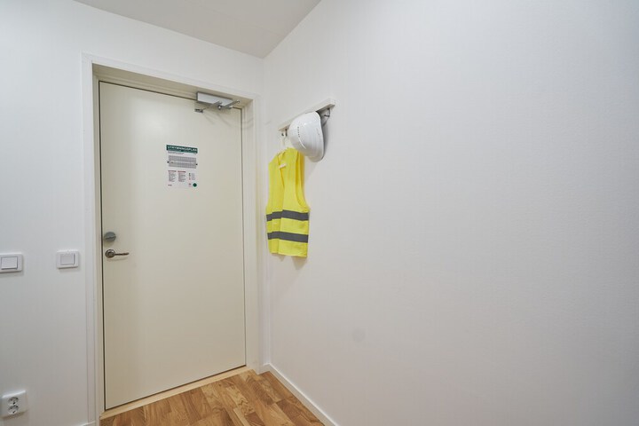 Room 17 of 31