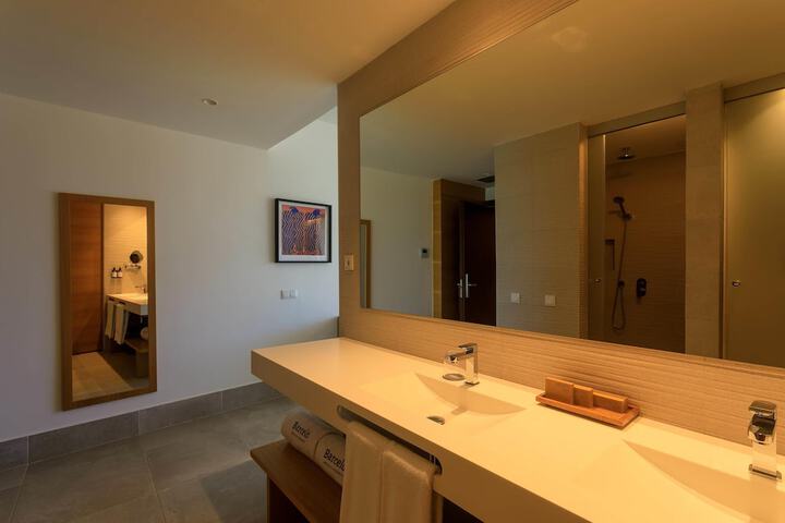 Room 29 of 68