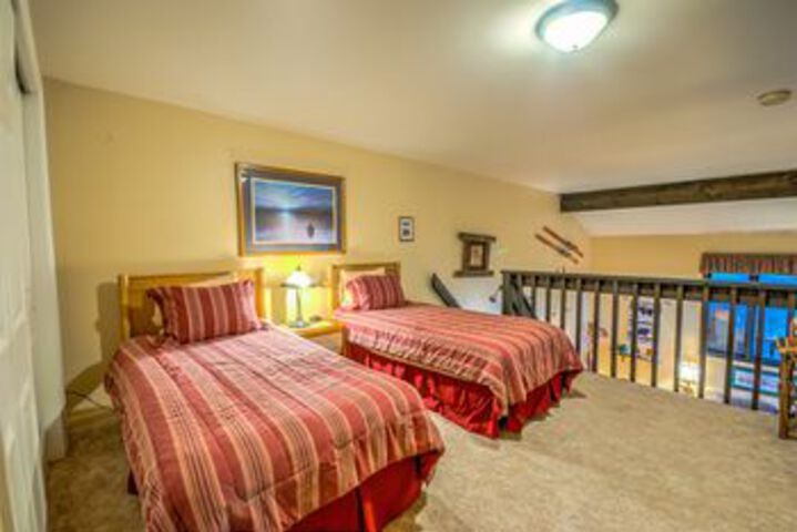 Room 25 of 80