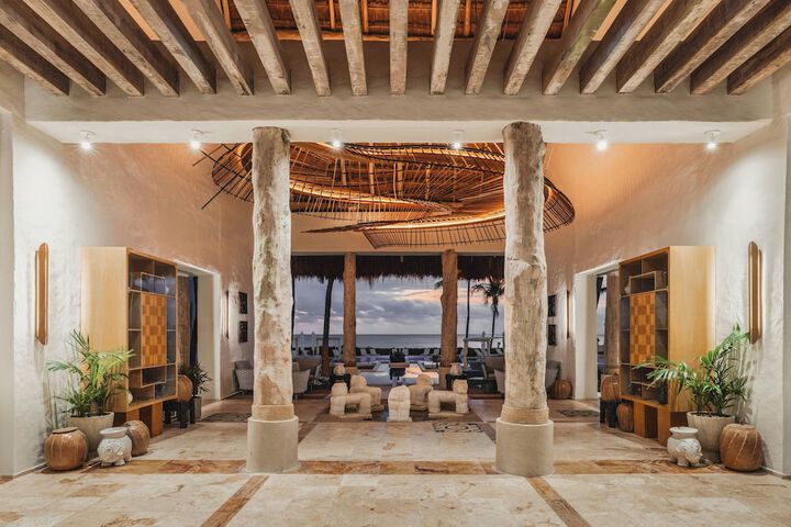 Lobby Photos