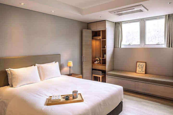 Room 20 of 108
