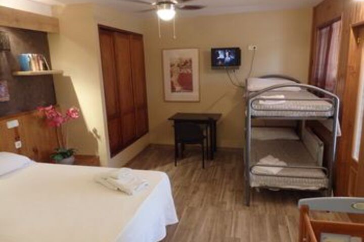 Room 41 of 169
