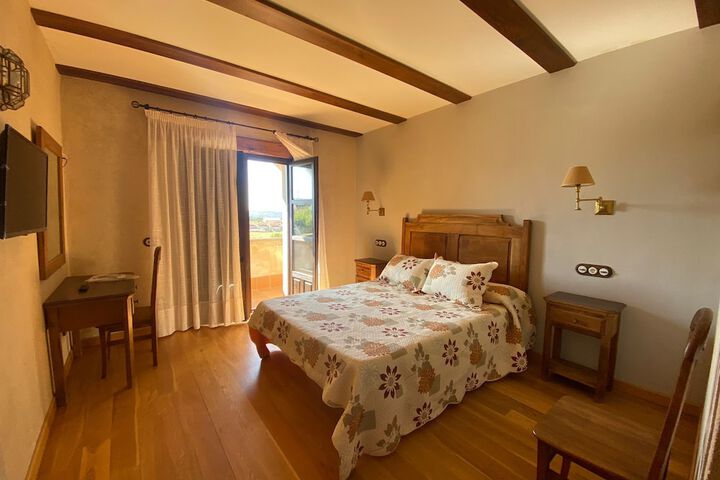Room 2 of 14