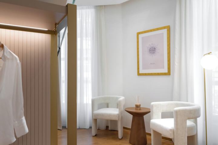 Room 41 of 60