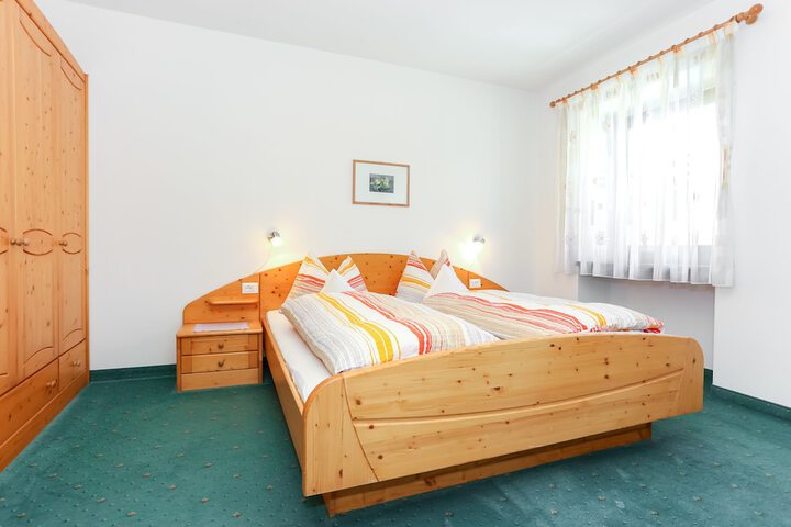 Room 8 of 92