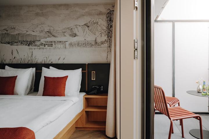 Room Service Photo