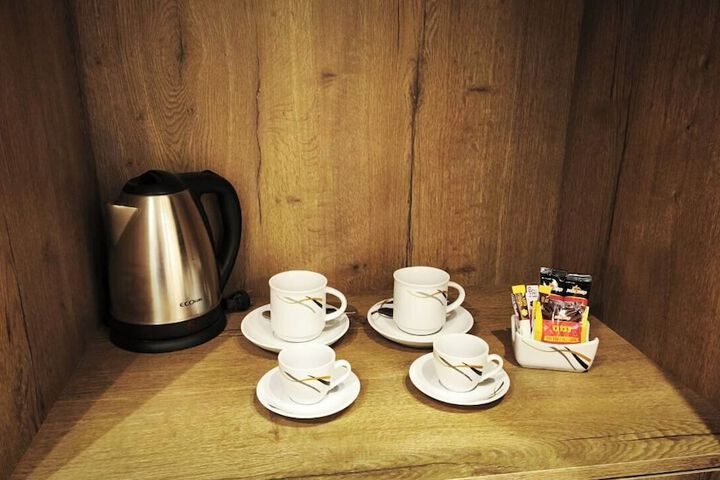 Breakfast/Coffee Service 10 of 22