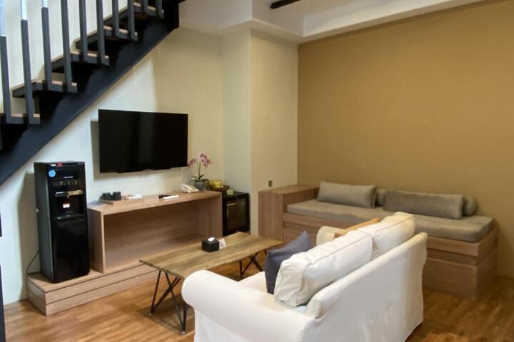 Room 2 of 13