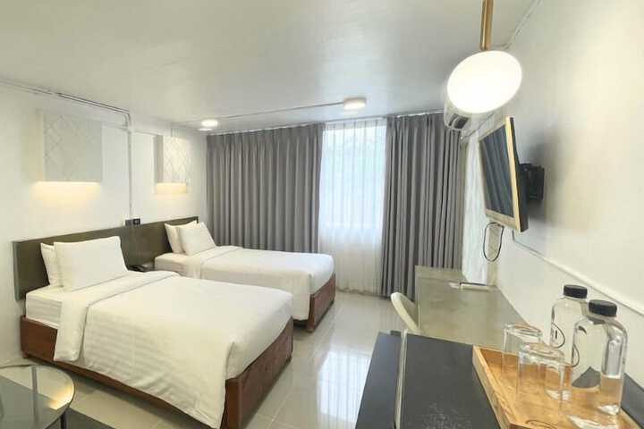 Room 16 of 47