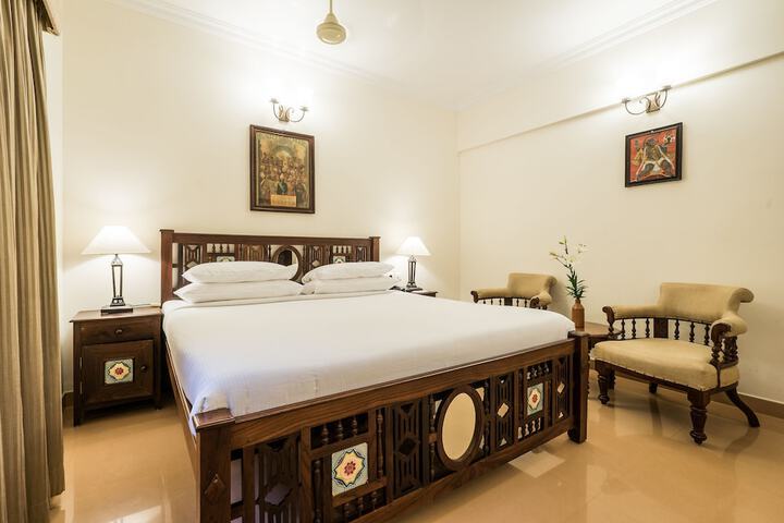 Room 8 of 46