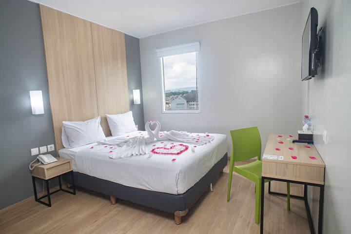 Room 20 of 66