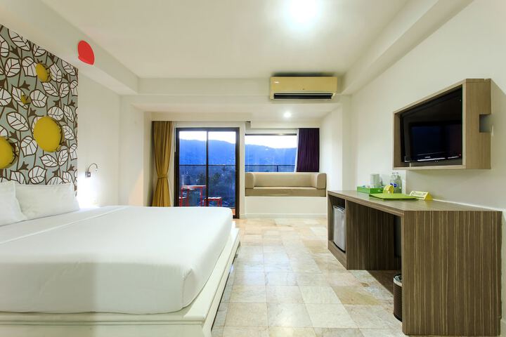 Room 51 of 90