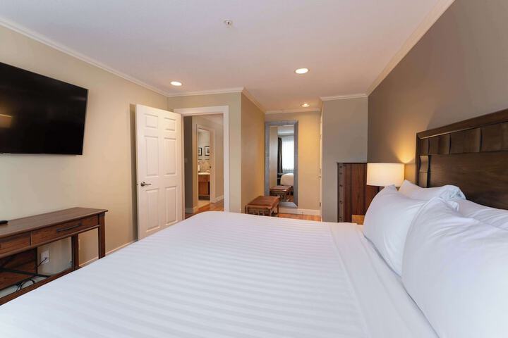 Room 10 of 68