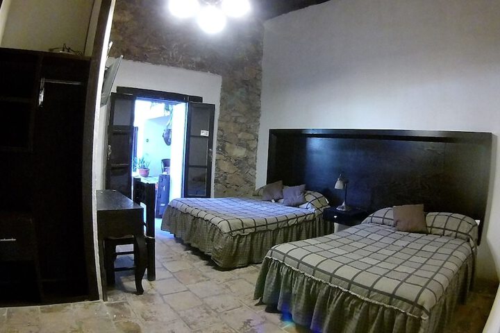 Room 11 of 44