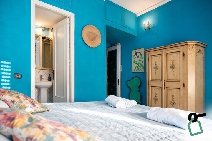 Room 29 of 38