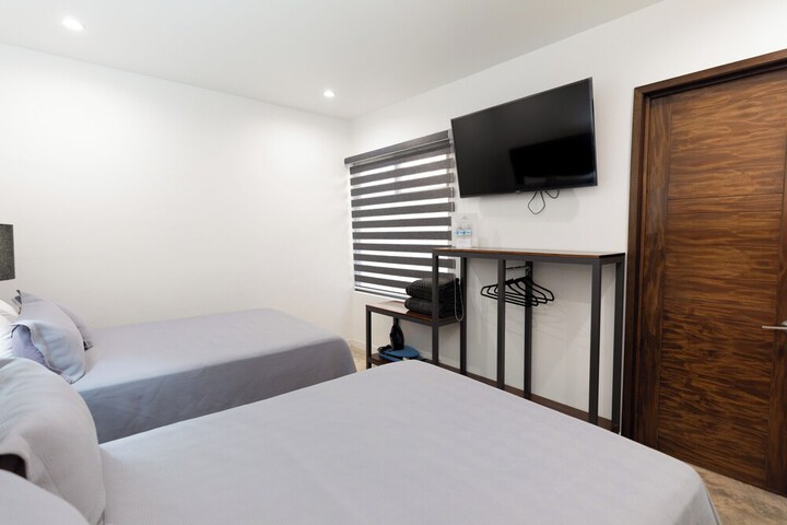 Room 15 of 52
