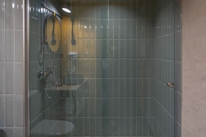 Room 20 of 32