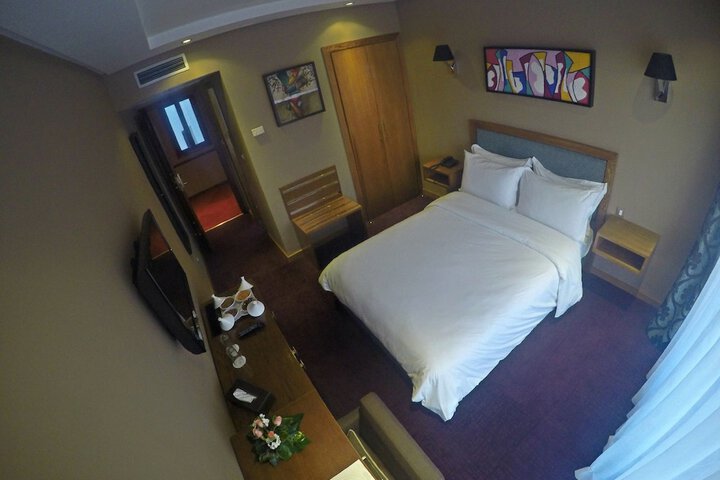Room 9 of 78