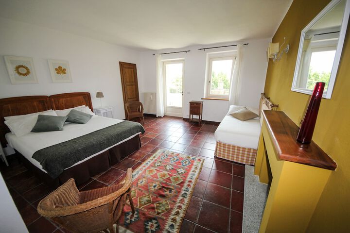 Room 4 of 29