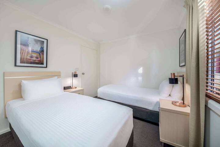 Room 117 of 190