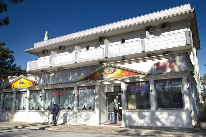 Hotel 50 of 51