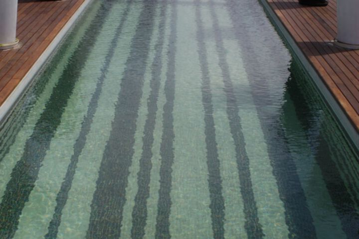Hotel with Pool