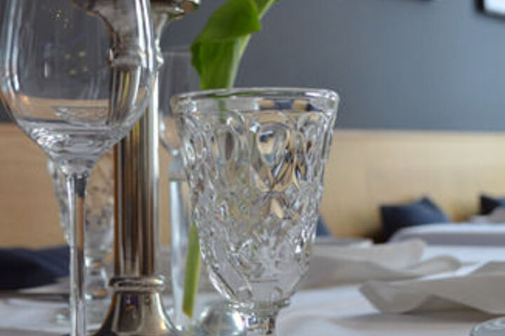 Dining 15 of 15
