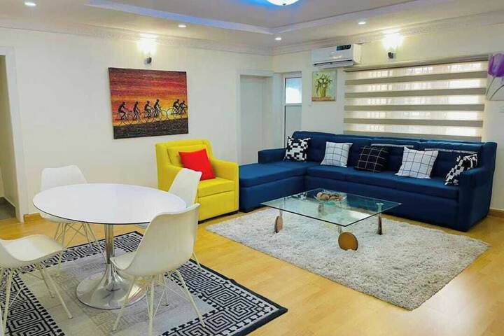 Room 10 of 33