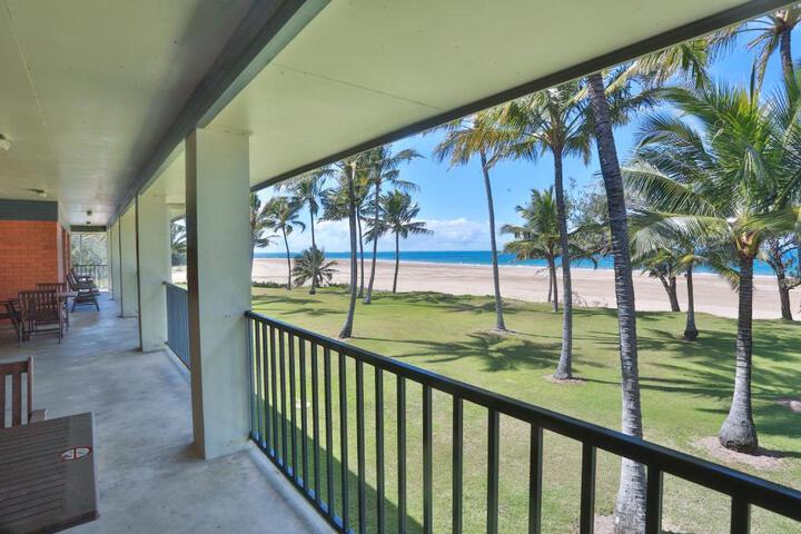 Exterior of Sarina Beach Motel