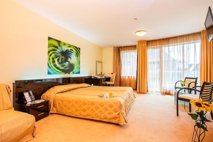 Room 7 of 34