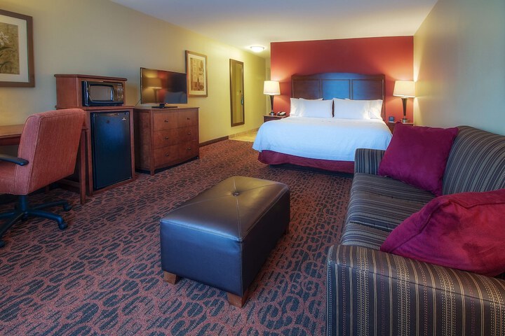1 King Bed with Sofa Bed (5 of 12)