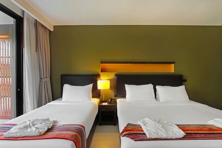 Room 25 of 59
