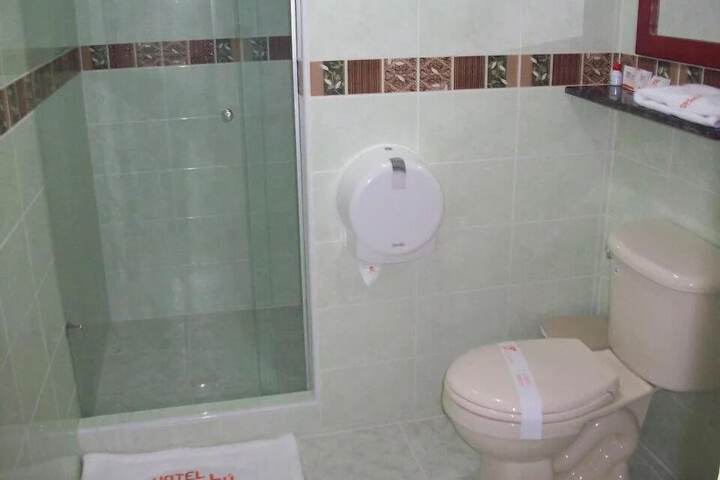 Room 6 of 31
